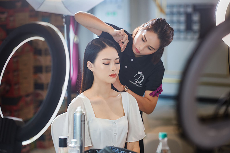 Thịnh Nguyễn Makeup