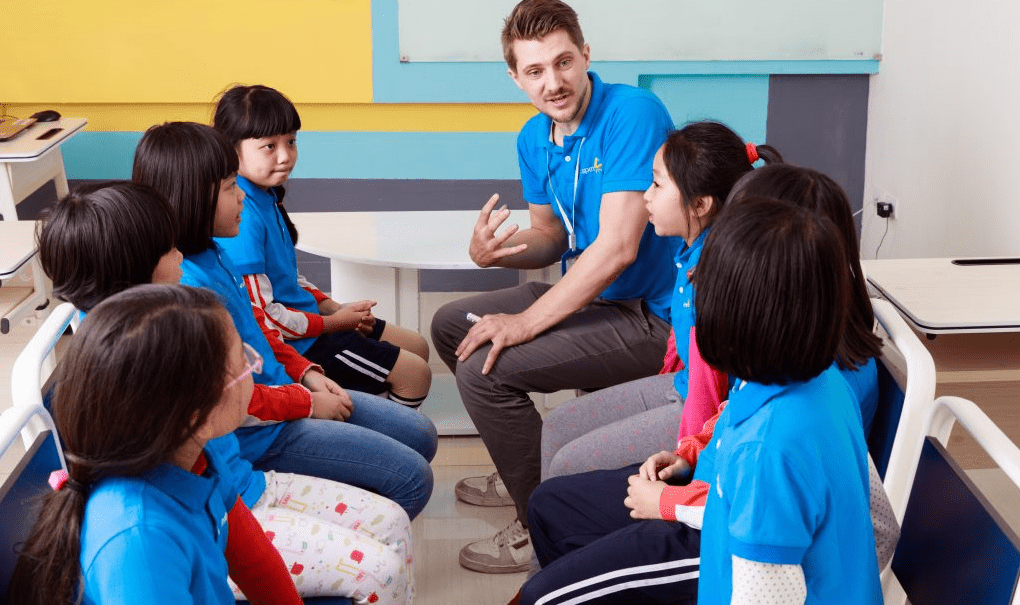 english center for kids in Hanoi