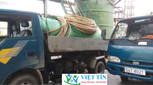 Việt Tín