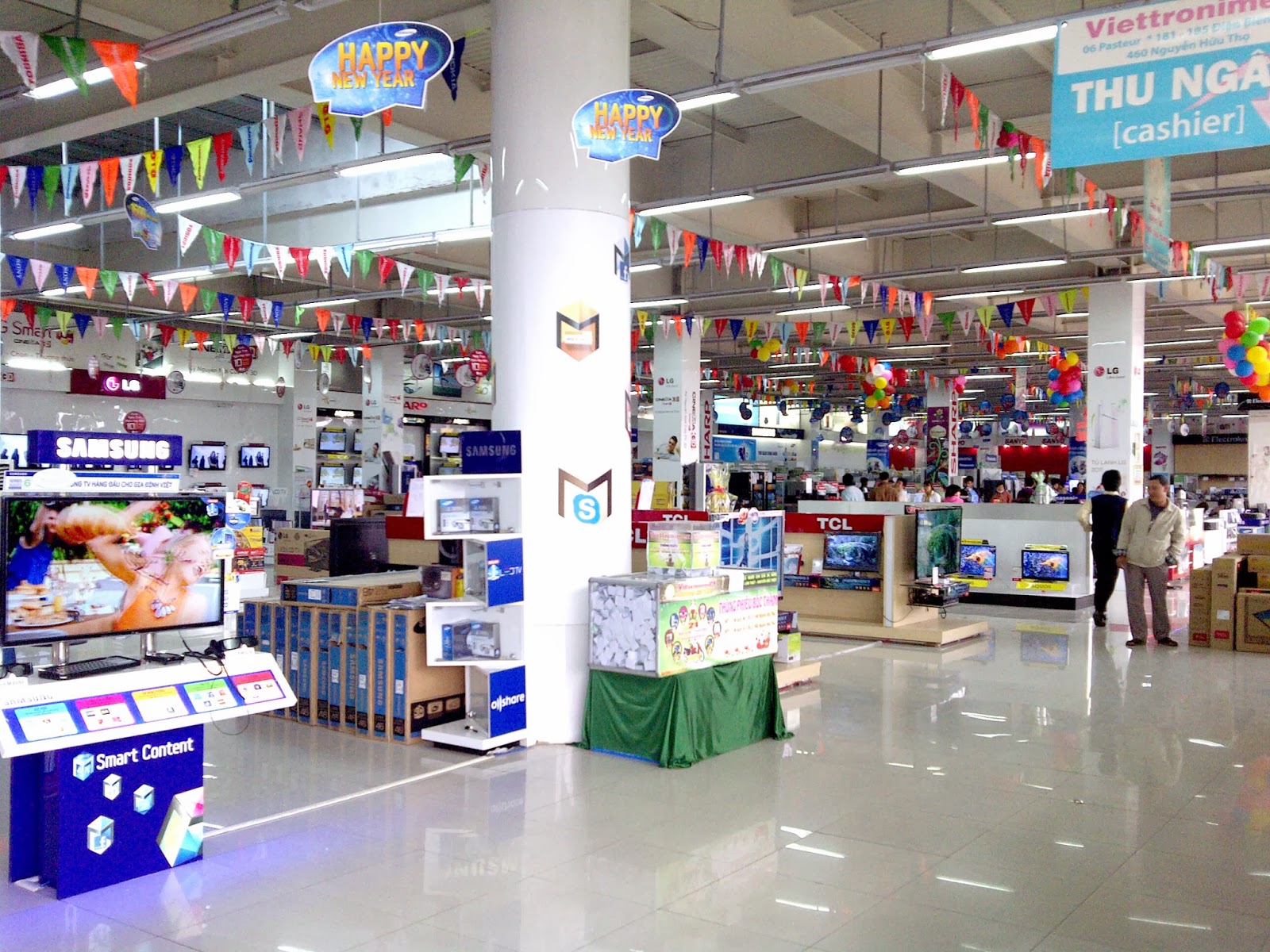 cửa hàng điện tử Bình Dương