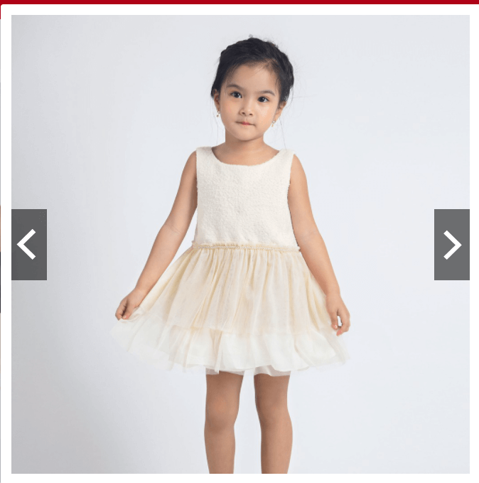 Váy trắng cho bé gái