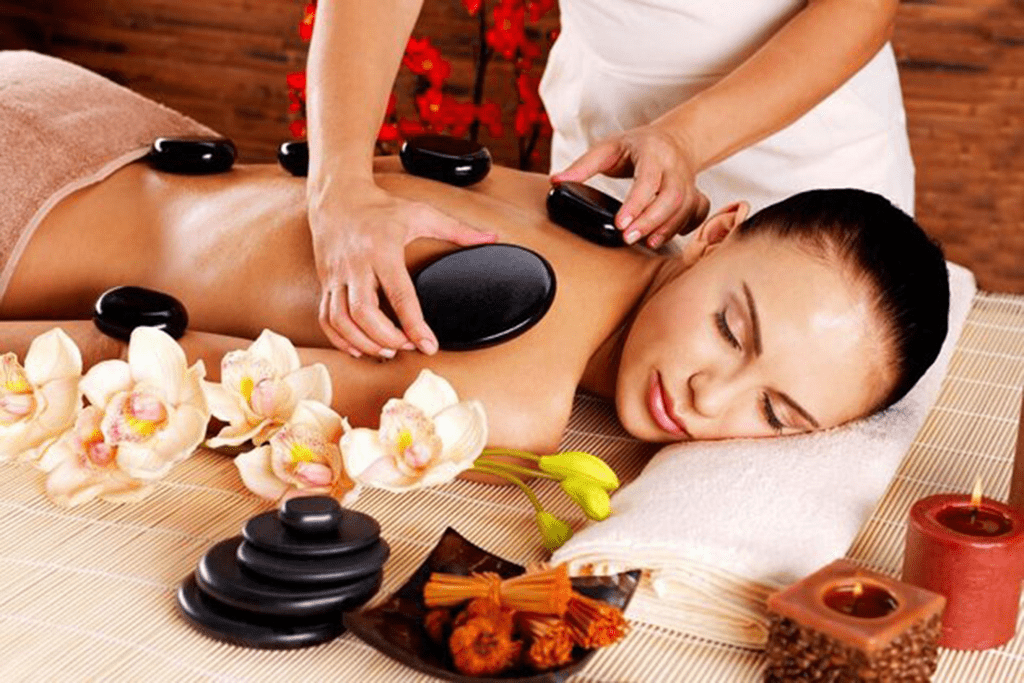 massage đá nóng ở tphcm