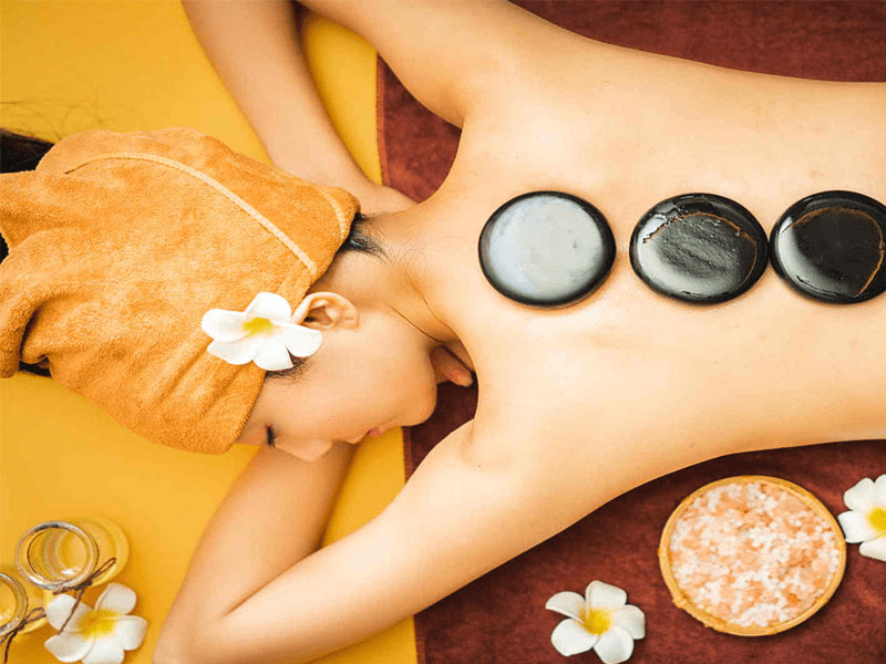 massage đá nóng ở tphcm