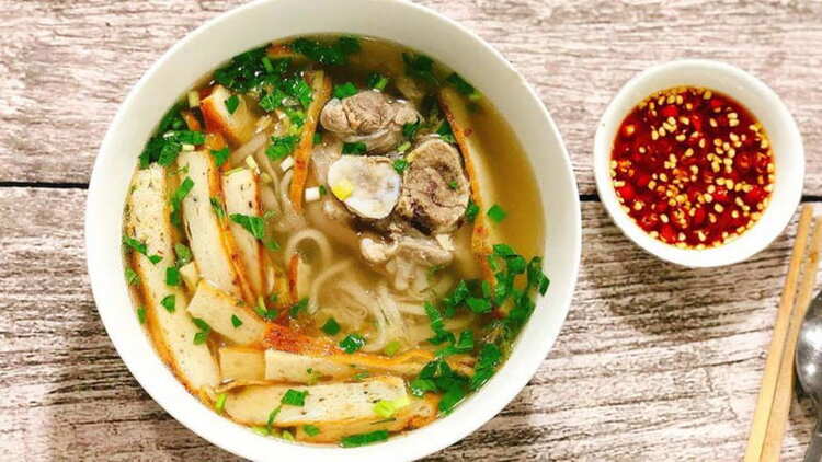 Tiệm Bánh Canh Bà O Ngon, Rẻ