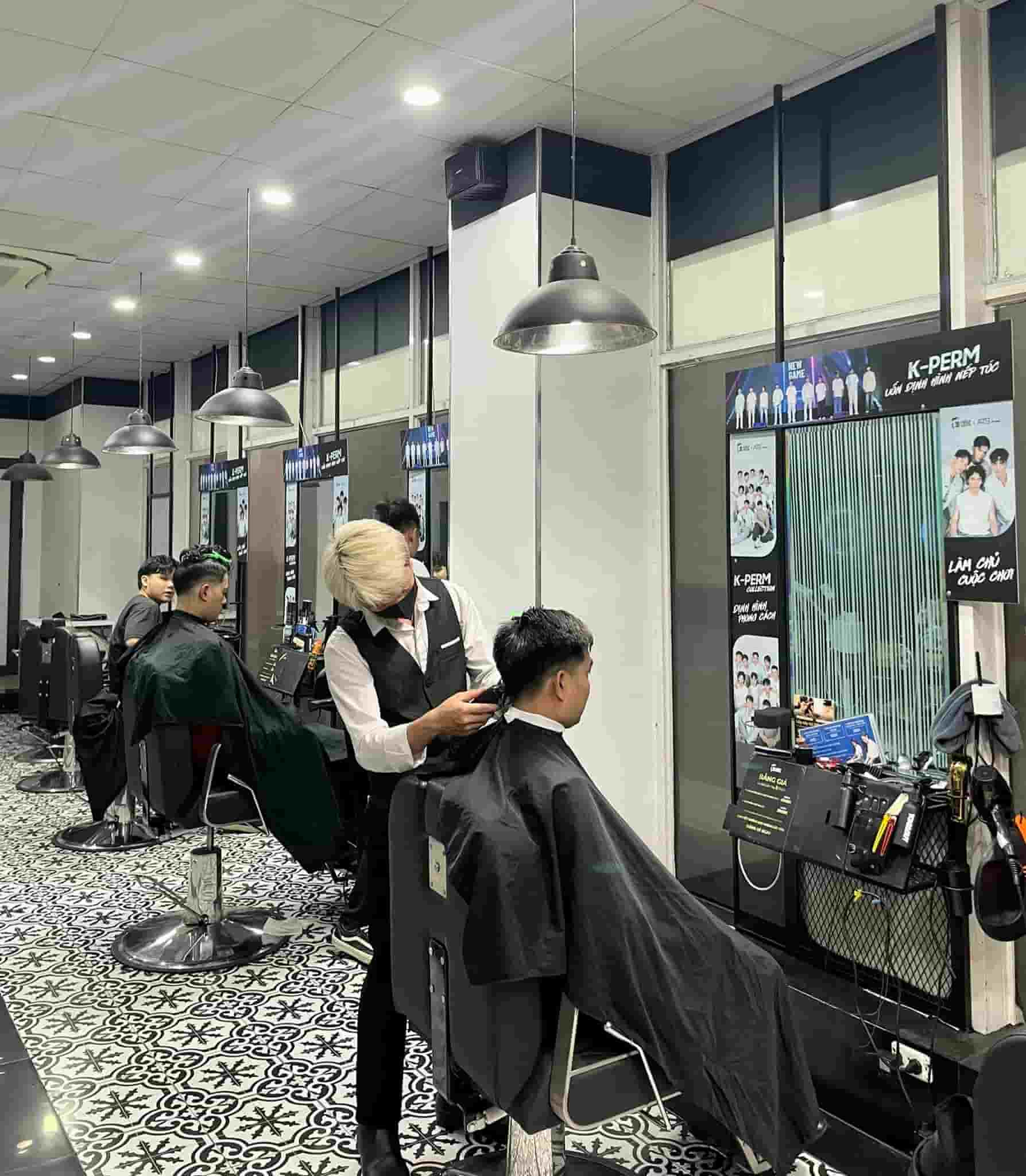30Shine Academy | Học cắt tóc nam chuyên nghiệp - Cam kết 100% có việc làm  sau khóa học 6 tháng