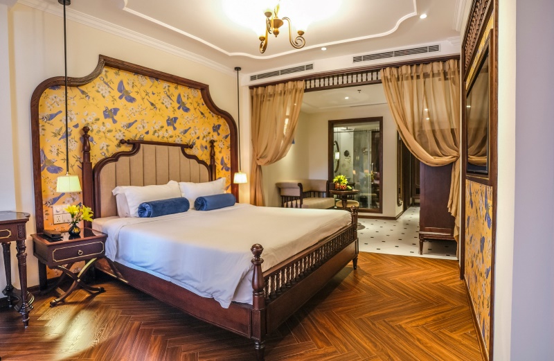 Khách Sạn Tirant Hà Nội