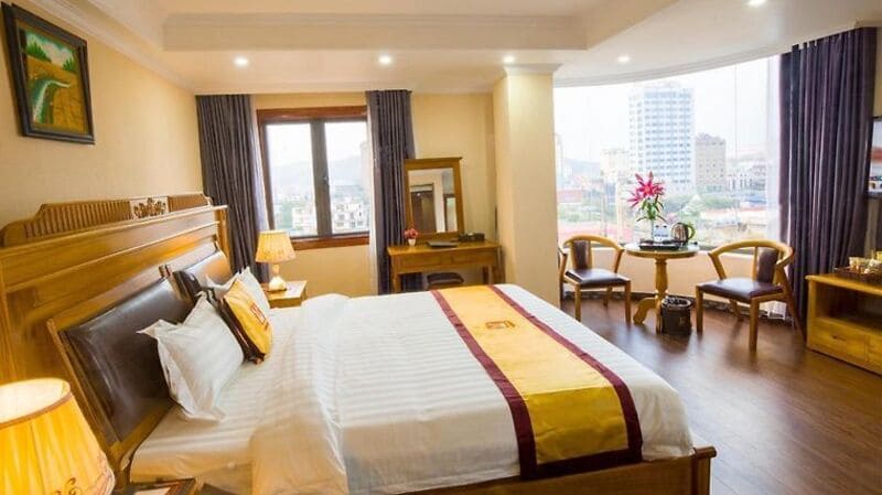 khách sạn ở Hạ Long