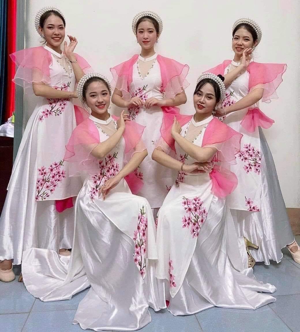 Trang phục biểu diễn ở Bắc Ninh