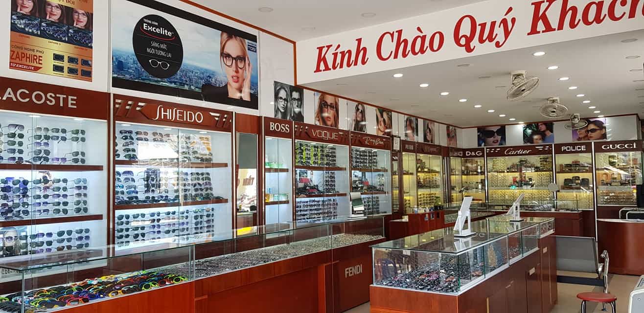 Cửa hàng mắt kính Đà Nẵng