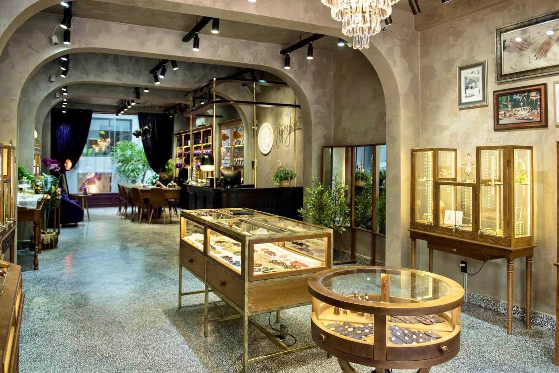Tiệm trang sức Sài Gòn
