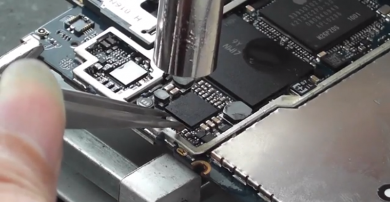 thay pin Iphone Sài Gòn thay pin Iphone tại TP.HCM