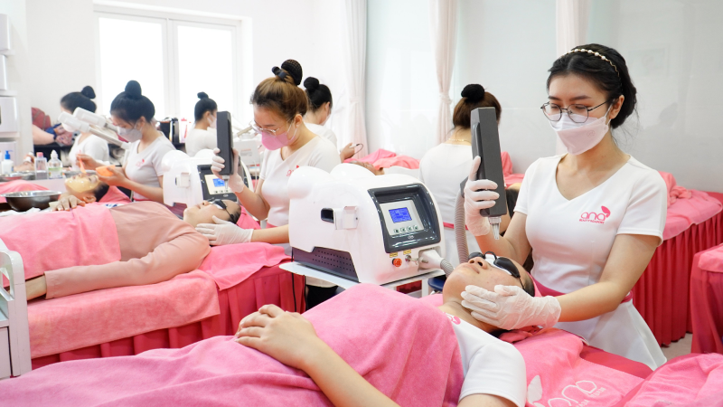 Trường Thẩm Mỹ ANA