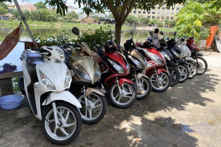 dịch vụ thuê xe máy Hà Nội Văn Chính