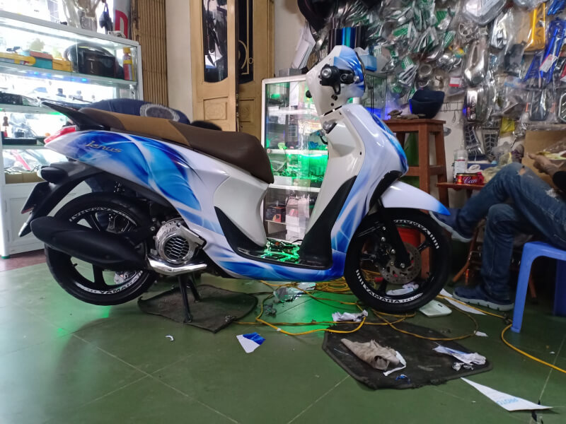dán xe máy Hải Phòng