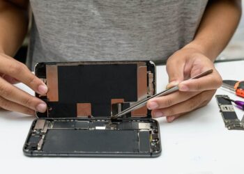 TOP 10 Địa Chỉ Sửa Điện Thoại Cần Thơ Chất Lượng Bạn Nên Biết