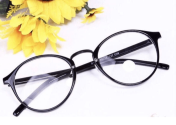 mắt kính Cần Thơ