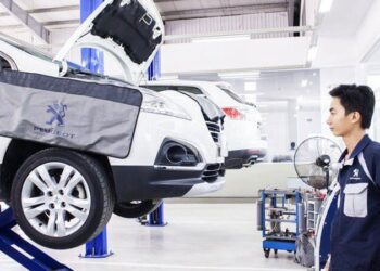 nên bảo dưỡng xe ô tô ở đâu