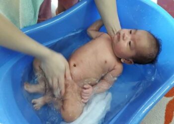 “Lưu Ngay” Top 9 Dịch vụ Tắm Bé Tại Nhà Bình Dương Chất Lượng