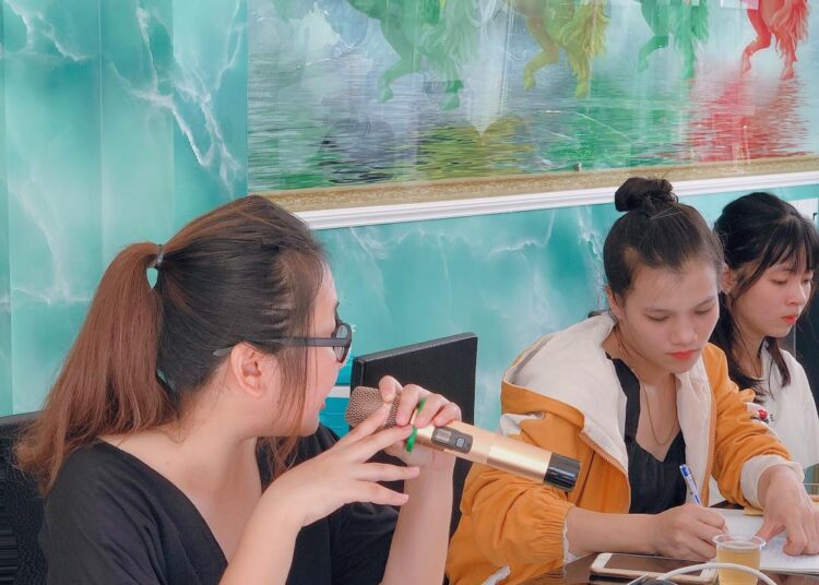 Học Trang Điểm Cá Nhân Ở Bình Dương Dạy Học Trang Điểm Bình Dương