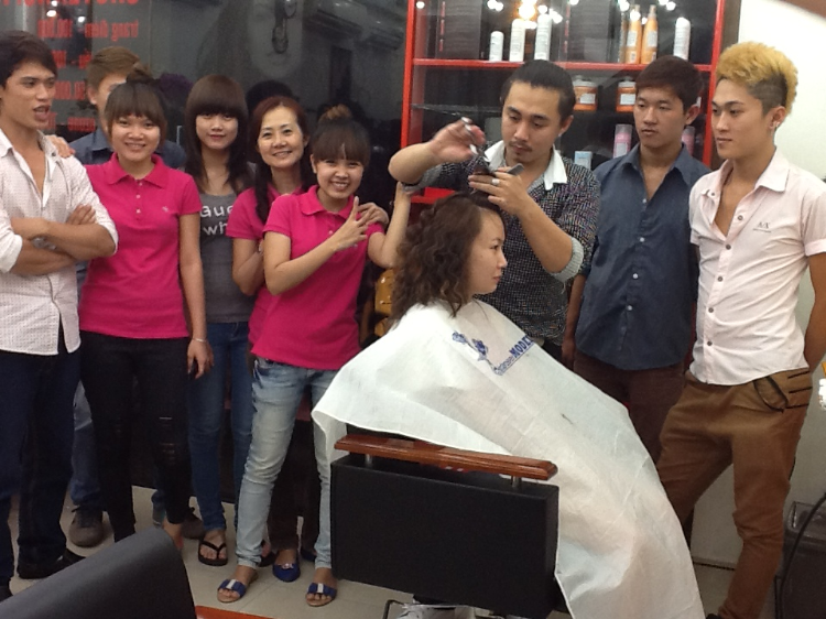 Beauty Salon Tùng Colour