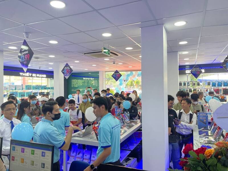 Cửa Hàng Phong Vũ sửa laptop đồng nai