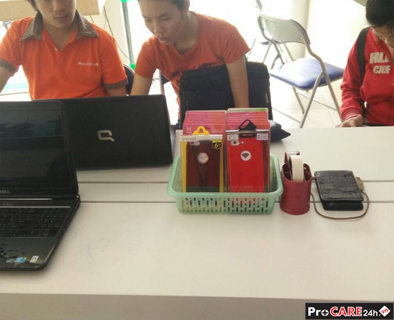 Thay pin macbook Biên Hòa