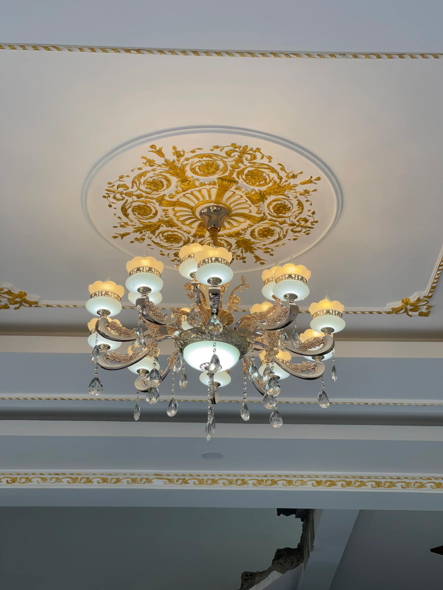 Showroom Lê Trung Hiếu