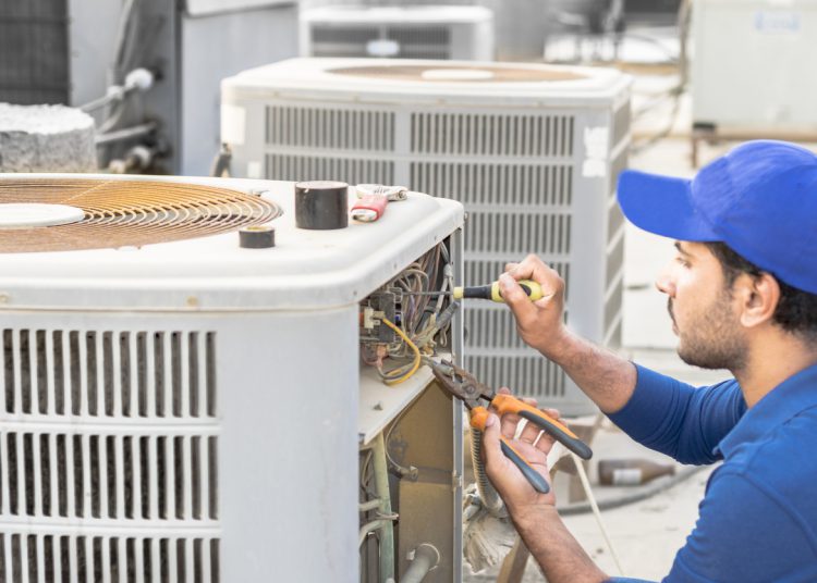 vệ sinh máy lạnh HCM