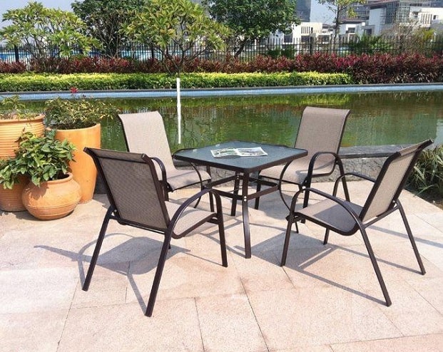 bàn ghế ngoài trời TPHCM