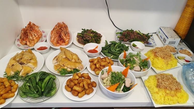 đặt cỗ tại nhà ở Hà Nội