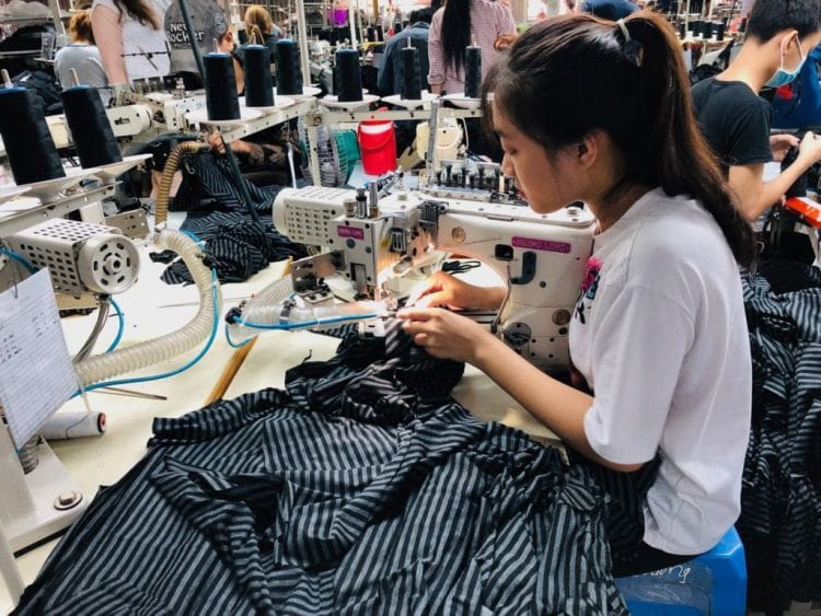 xưởng may quần áo Hà Nội