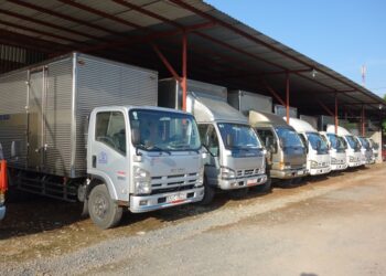 Taxi tải Thần Đèn