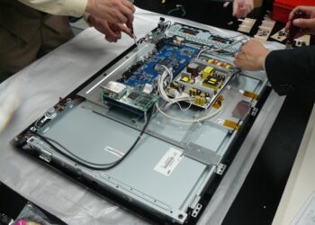 Trung tâm điện tử điện lạnh Me-tech - Sửa tivi tại TP Vinh uy tín