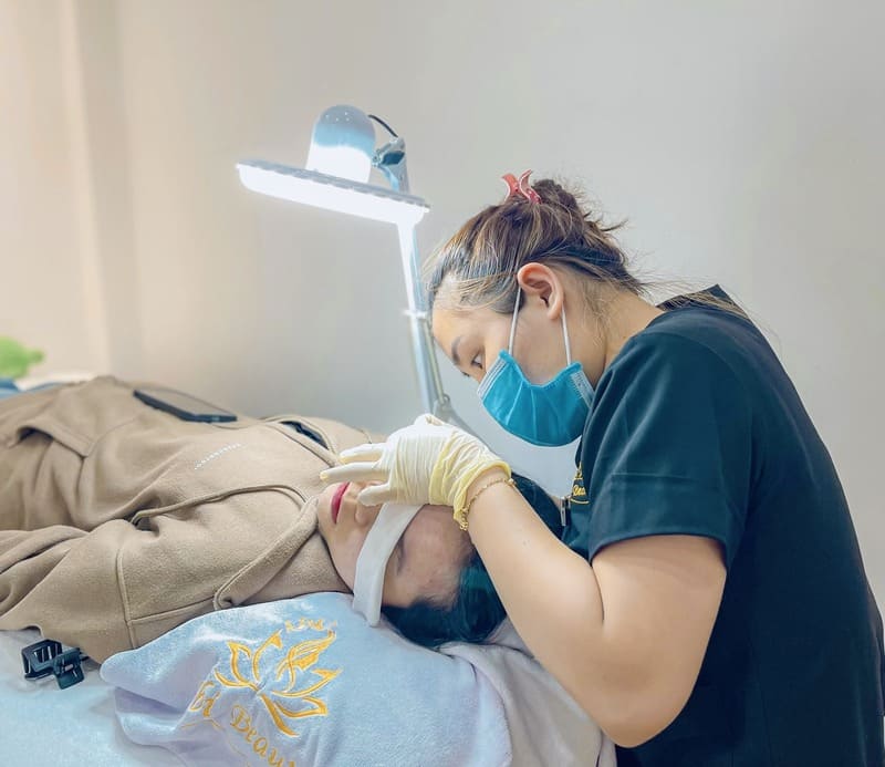 trị mụn TPHCM