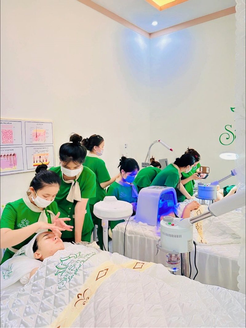Sen Trắng Spa
