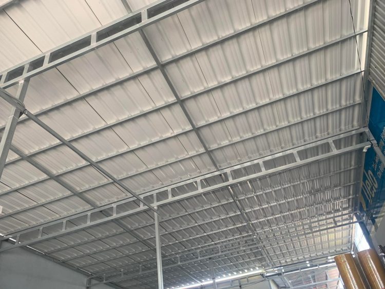 Tôn Nhựa Nhật Linh