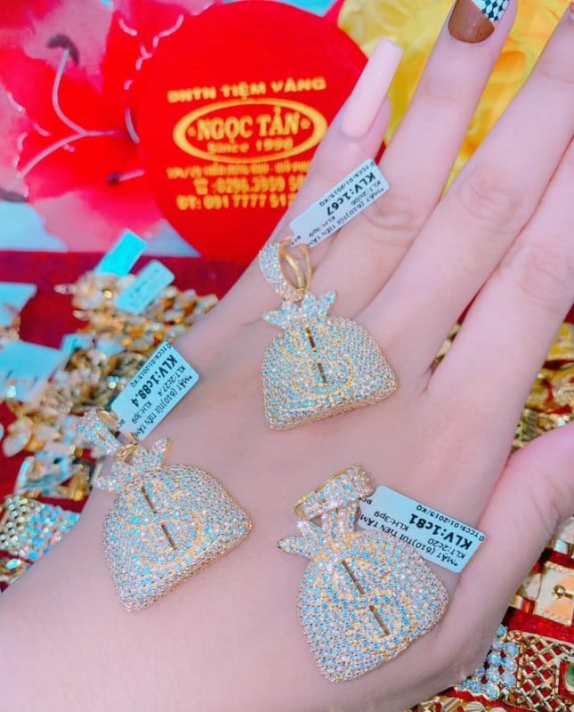 tiệm vàng an giang Ngọc Tản