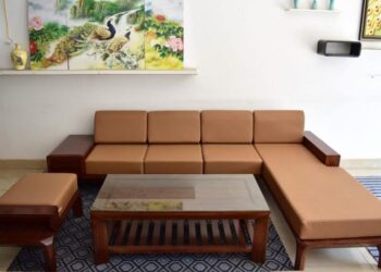 bàn ghế gỗ Thái Nguyên