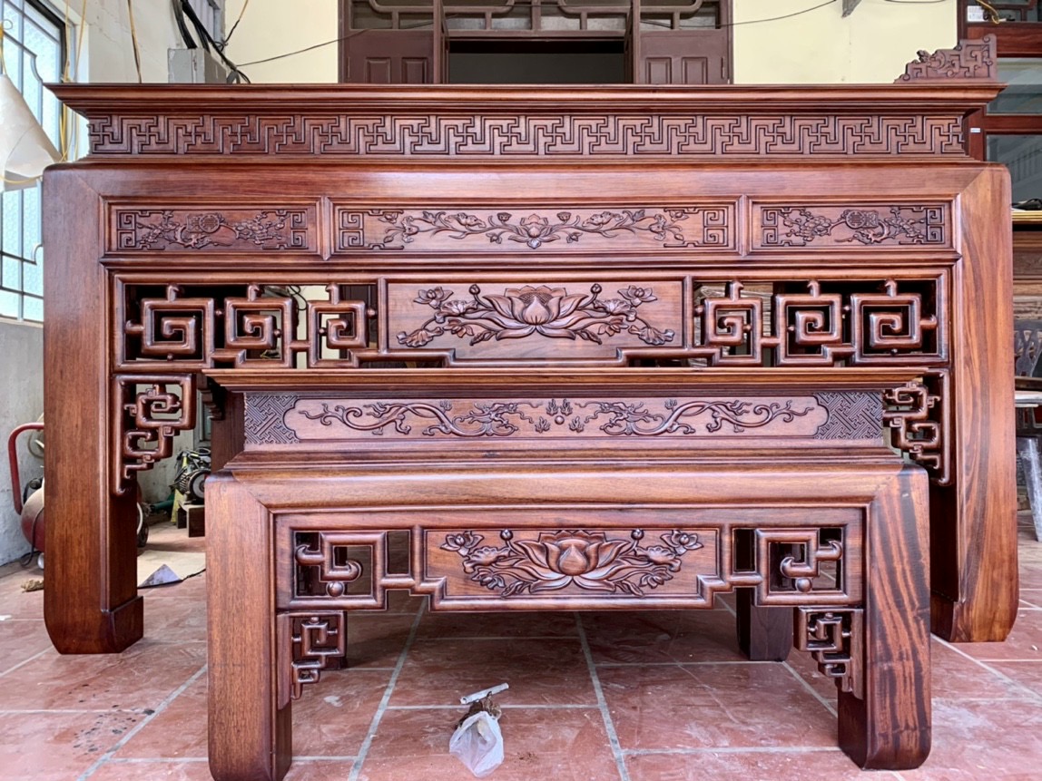bàn thờ gỗ quảng ninh