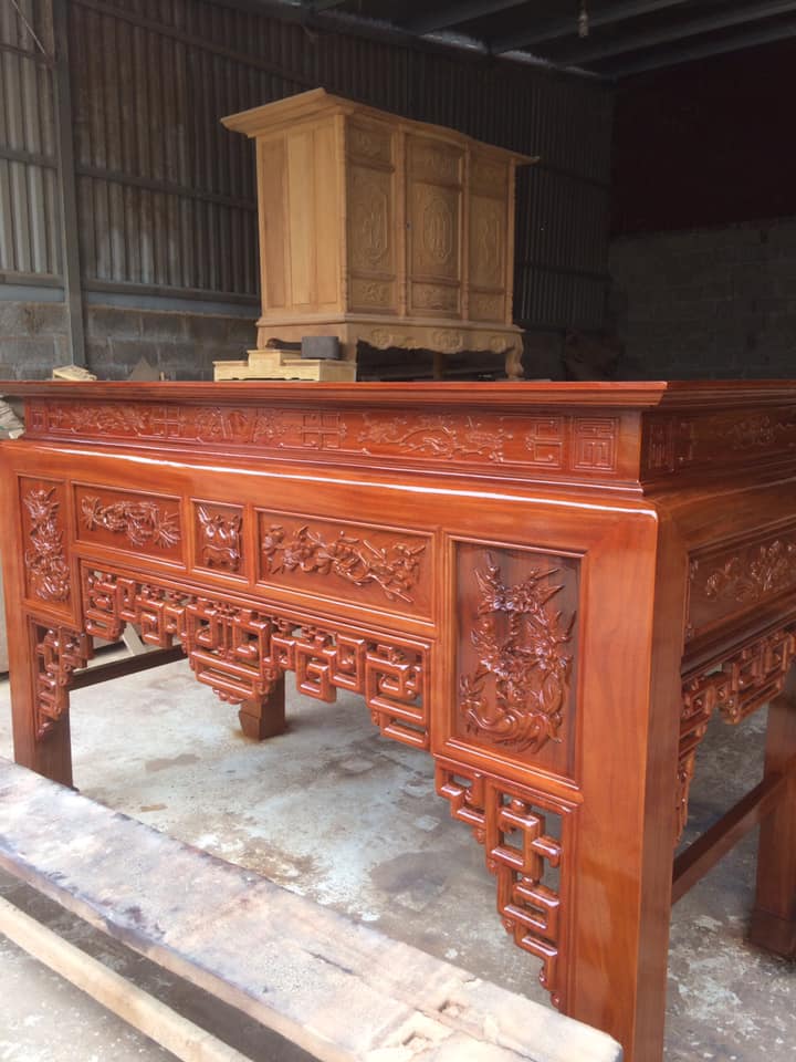 bàn thờ gỗ Thái Nguyên