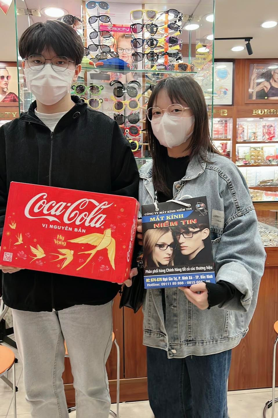 Kính Mắt Niềm Tin