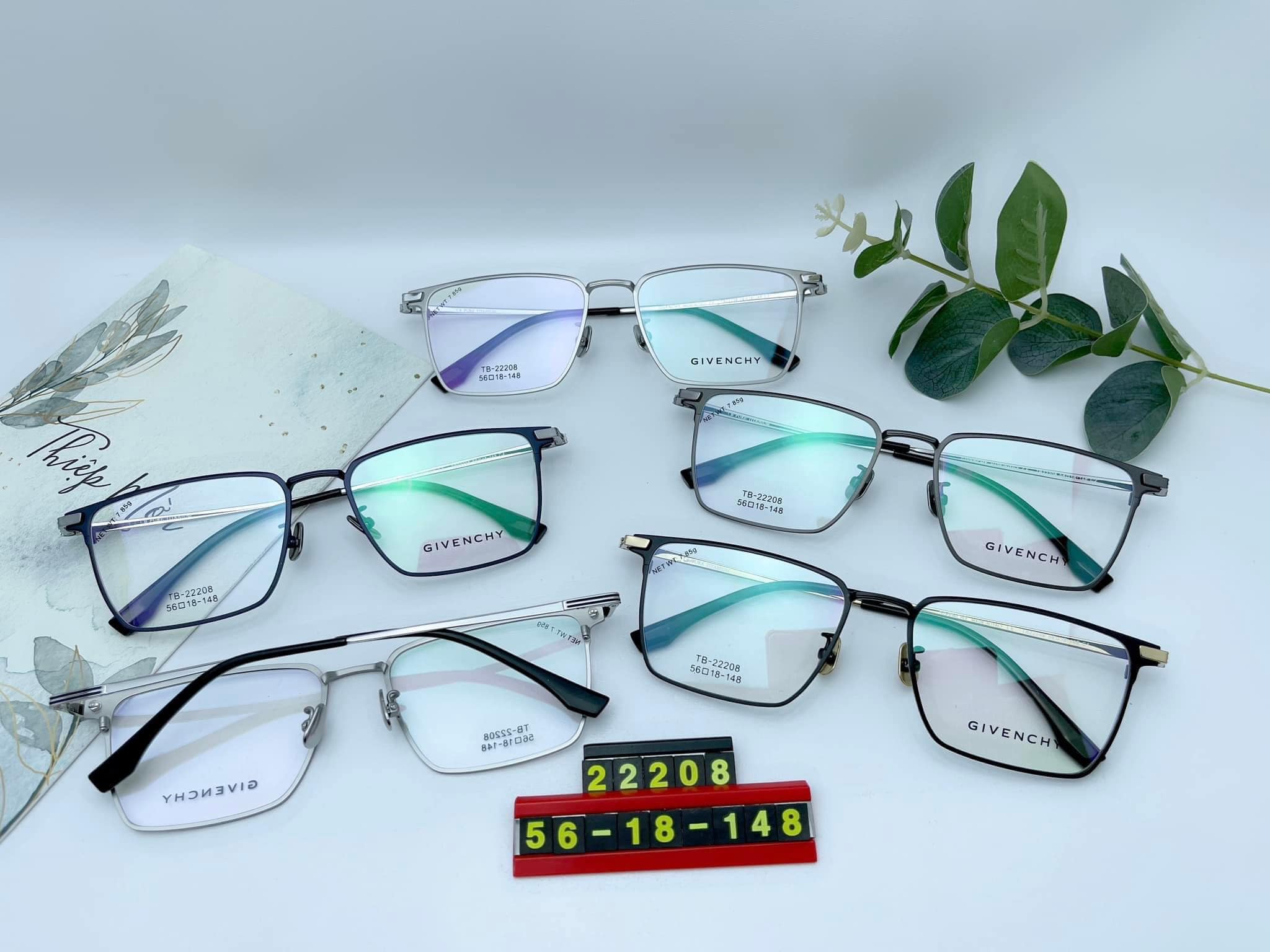 Cửa Hàng Kính Mắt Quý Trang 285 Cao Xanh