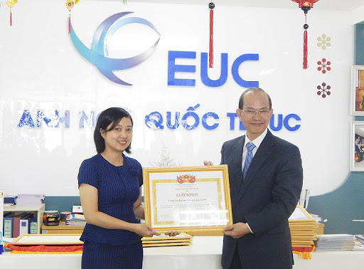 Trung tâm Anh ngữ quốc tế EUC