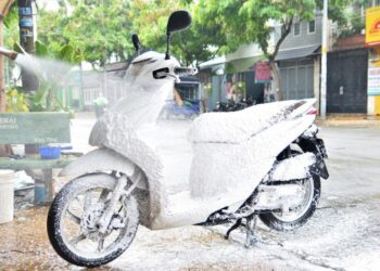 rửa xe máy Đà Lạt