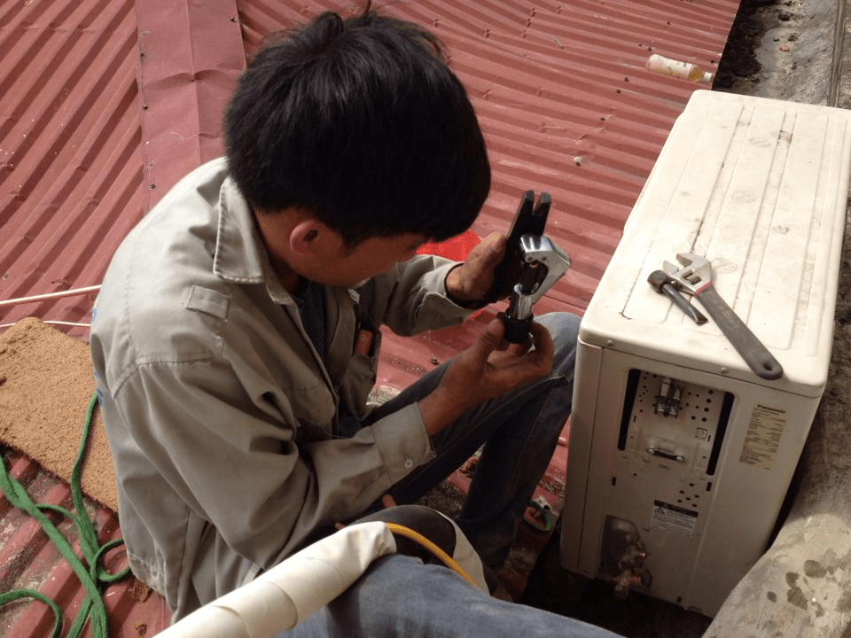 Sửa Máy Lạnh Uy Tín 