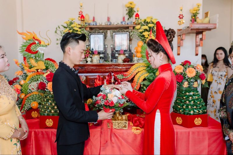 thuê váy cưới ở huế