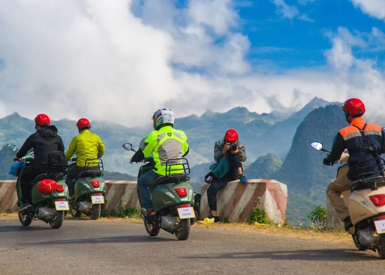 thuê xe máy mỹ tho Lịch Thình
