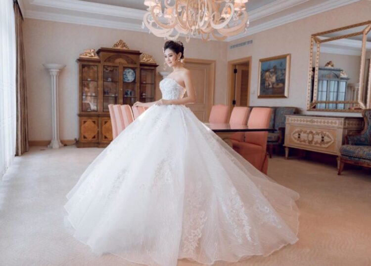 Váy cưới Quảng Ninh Queen Wedding Studio