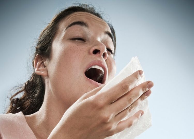 hắt xì hơi theo giờ điềm báo khi nhảy mũi