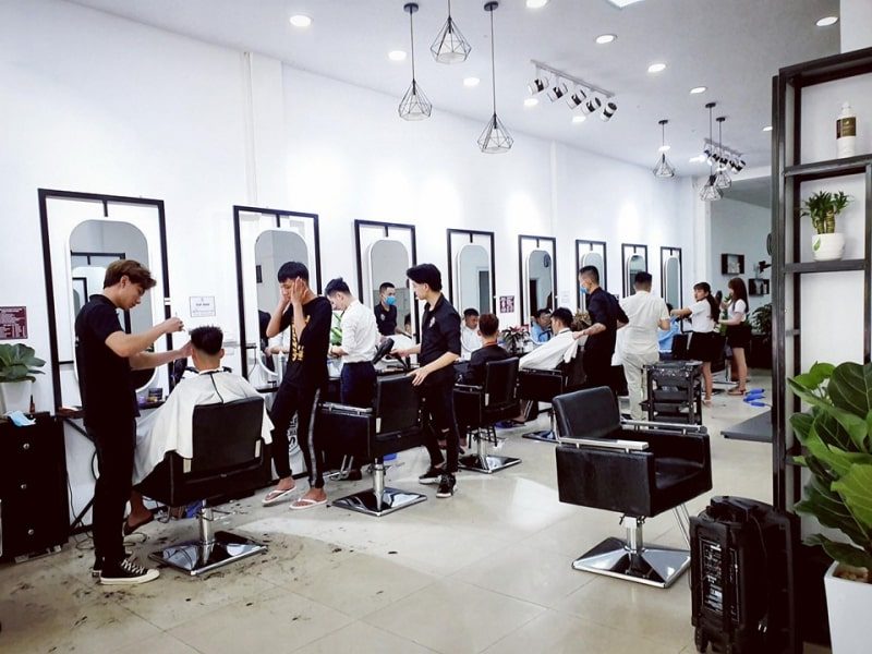 cắt tóc nữ đẹp ở hà nội
